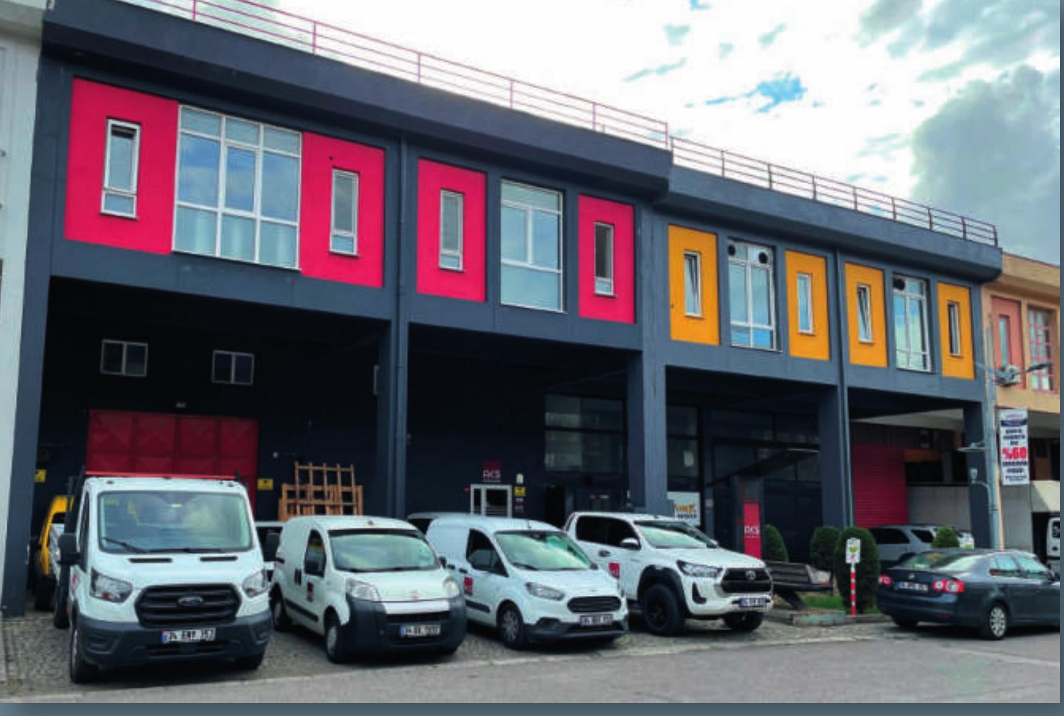 AKS Elektronik tesisi ve teknik servis araçları